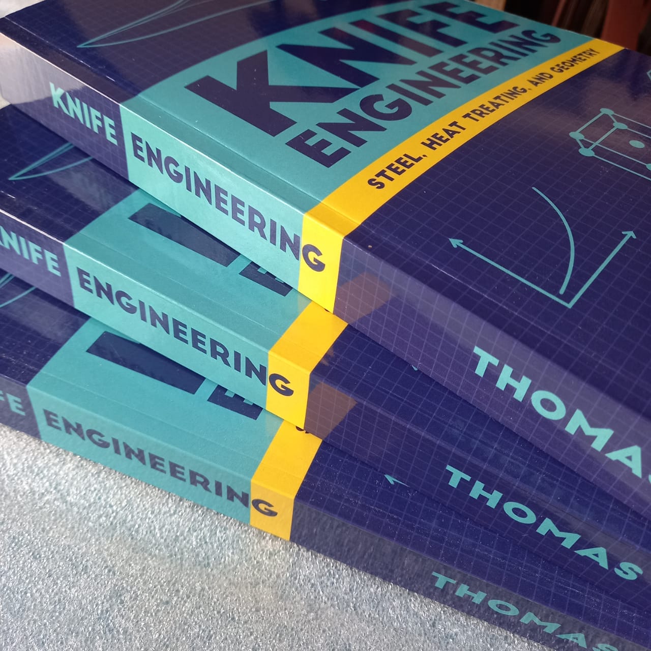 CLEARANCE SALE - LESS 30% - Knife Engineering by Dr Larrin Thomas