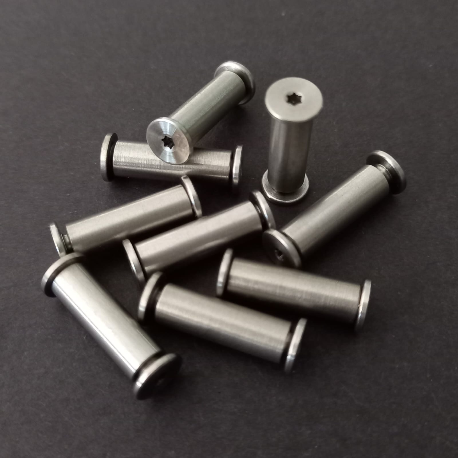 M3 Fine 6mm x 8mm T6 THIN HEAD Pivot Screw SET